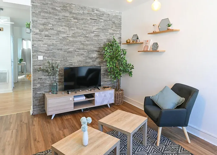 Grand Avec Balcon Hyper - Centre Tarbes