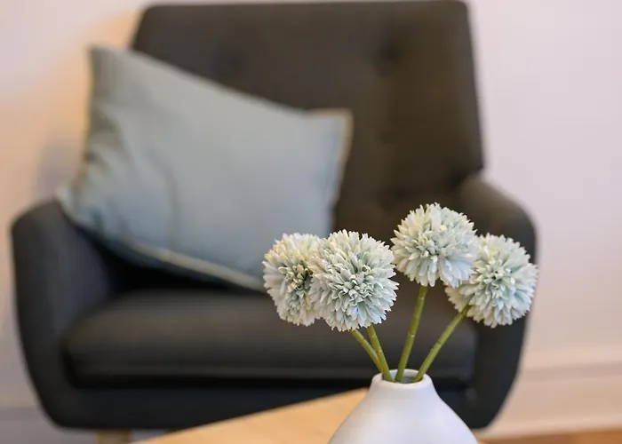 Grand Avec Balcon Hyper - Centre *