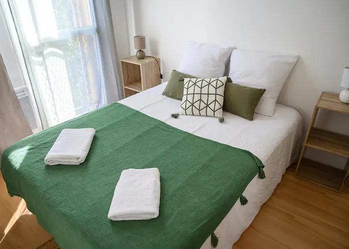 Grand Avec Balcon Hyper - Centre * Tarbes